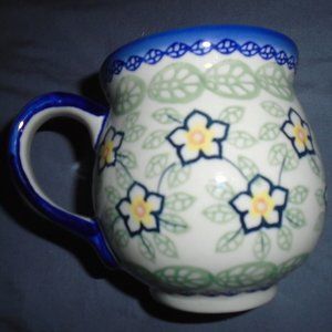 Manufaktura Boleslawca bubble mug Handmade Pottery